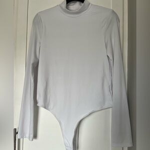 Pre-Owned Long Sleeve bodysuit